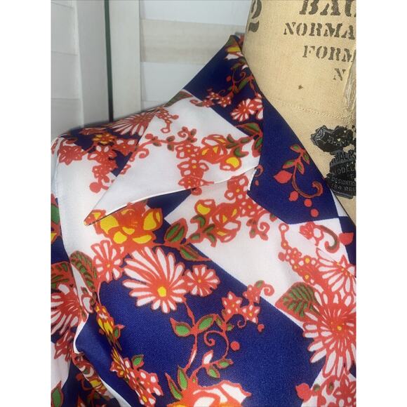 Vintage 70s Lady Arrow Long Sleeve Button Down Floral Poly Blouse Disco Medium - Picture 6 of 8